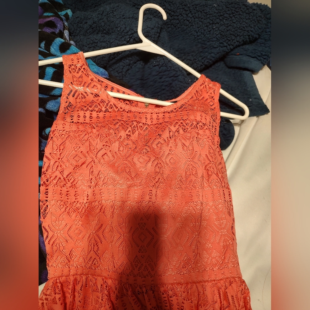 Dress - Picture 2 of 3